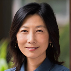 JoanJeung, MD, MPH, FAAP, es pediatra y profesora clínica adjunta de pediatría enla Universidad de California San Francisco. Integra el comité ejecutivo delDepartamento de Equidad e Inclusión de Salud de las Minorías de la American Academy of Pediatrics y el comitéasesor del Centro Nacional de Recursos para Hogares Médicos Centrados en elPaciente y la Familia (National Resource Center for Patient/Family-CenteredMedical Home).
